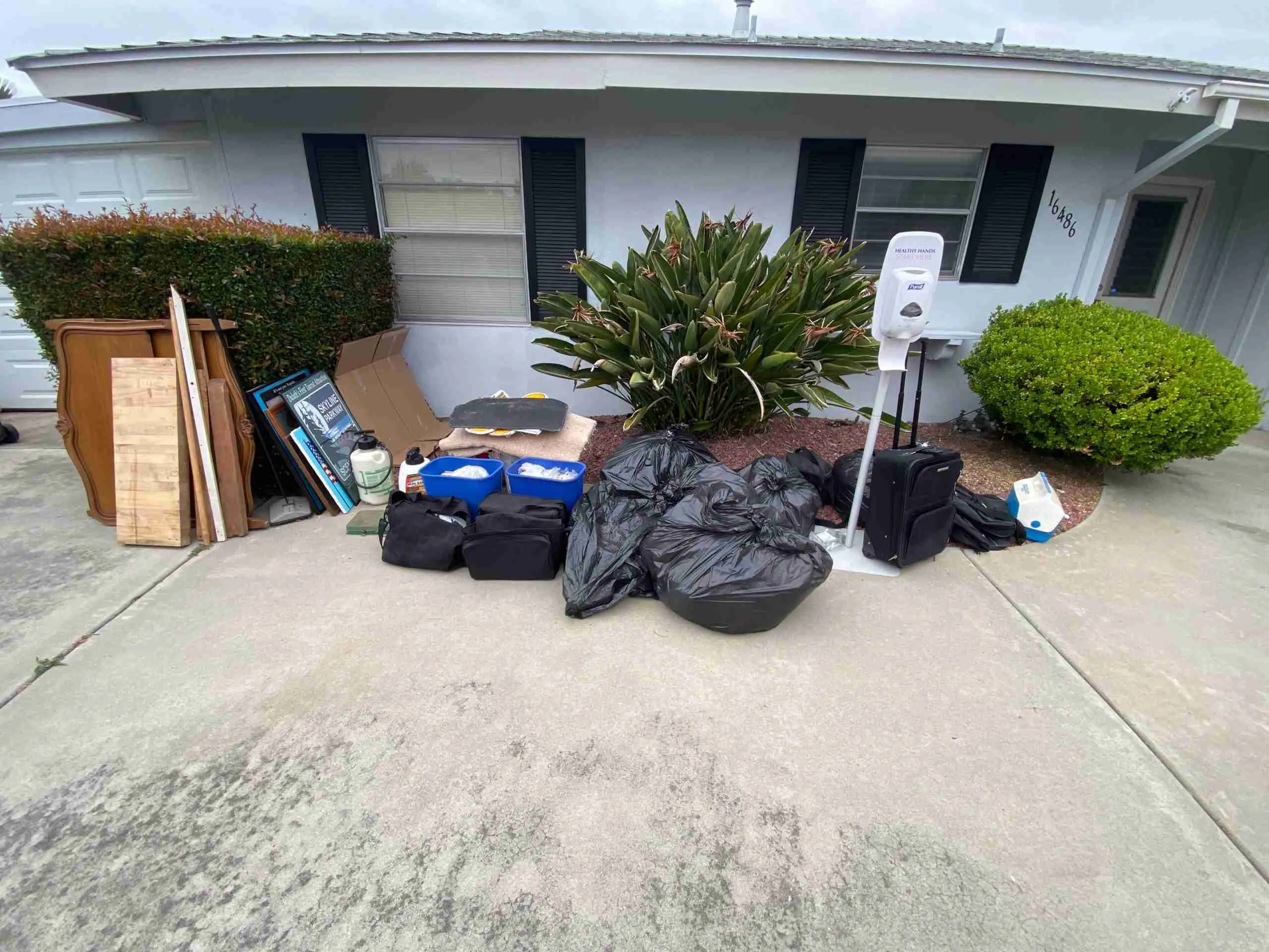 Junk removal service
