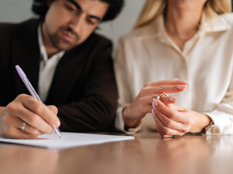 How Divorce Law Addresses Hidden Income and Financial Disclosure Obligations